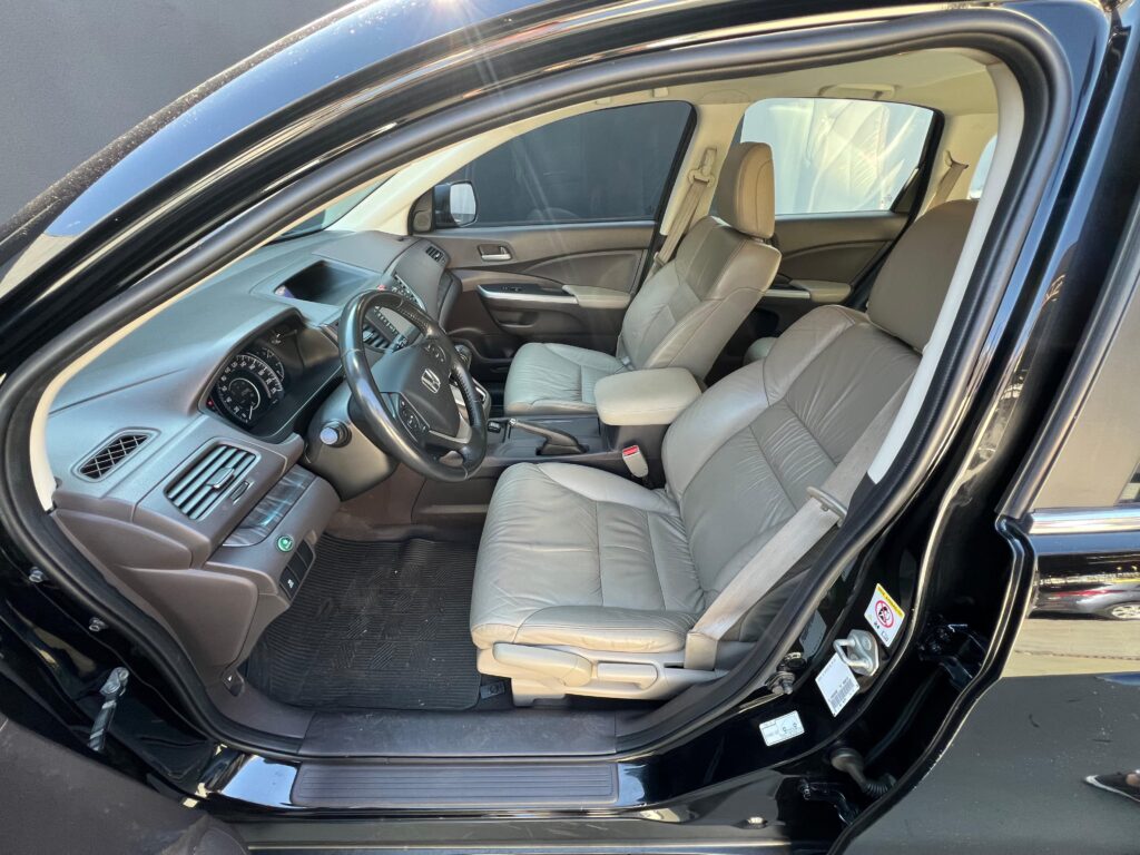 WhatsApp Image 2025-09-25 at 17.34.08