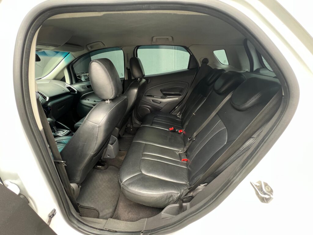 WhatsApp Image 2025-10-03 at 08.42.03 (1)